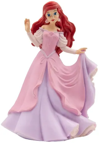 Ariel en robe rose