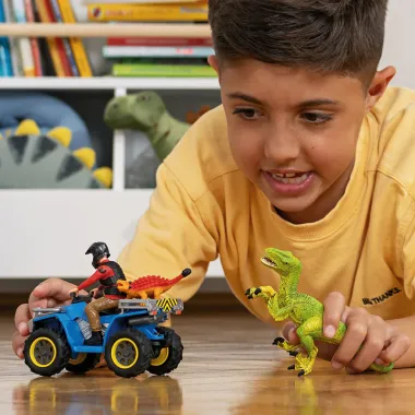 Schleich Dinosaurs 41466 : Fuite sur quad face au vélociraptor