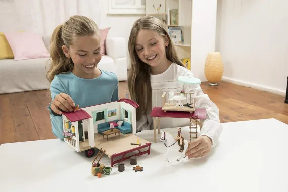 Schleich Horse Club 42415 : Caravane pour les rencontres secrètes du club
