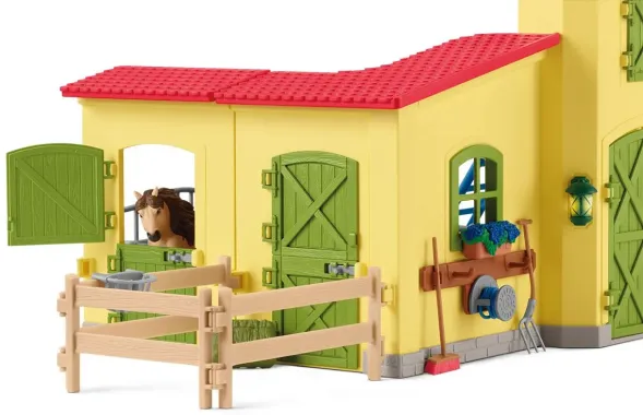 Schleich Farm World 42609 : Box avec Poney Icelandais - Extension Ferme Educative