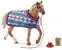 Schleich Horse Club 42360 : Pur-sang anglais avec couverture