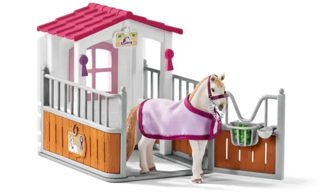 Schleich Horse Club 42368 : Box avec Jument Lusitanienne