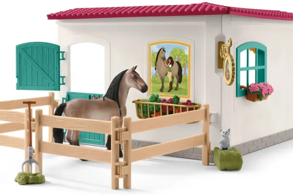 Schleich Horse Club 42591 : Sellerie du Centre Equestre