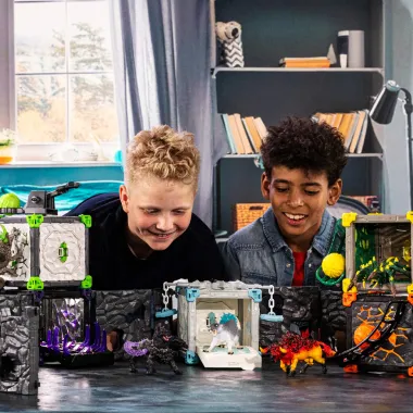 Schleich Eldrador Creatures 42673 : BattleCave Arena: Lave vs Ténèbres