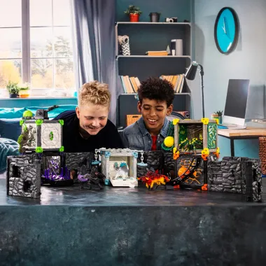 Schleich Eldrador Creatures 42673 : BattleCave Arena: Lave vs Ténèbres