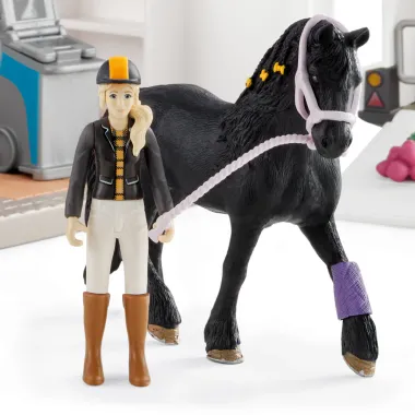 Schleich Horse Club 72261 : Vétérinaire mobile et son van